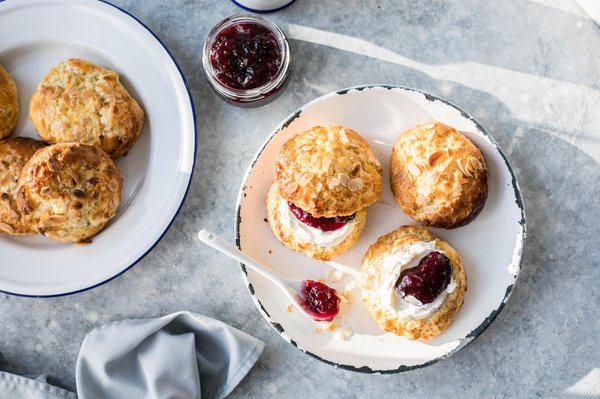 How to Craft a Perfect English Scone with Clotted Cream and Jam?